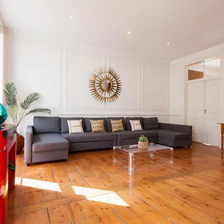Tejo Vintage Three-bedroom - By Lu Holidays דירה