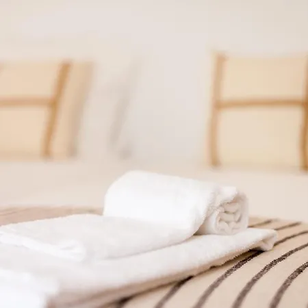 Appartamento Tejo Vintage Three-bedroom - By Lu Holidays *
