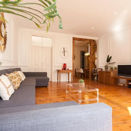Tejo Vintage Three-bedroom - By Lu Holidays * Lisbona
